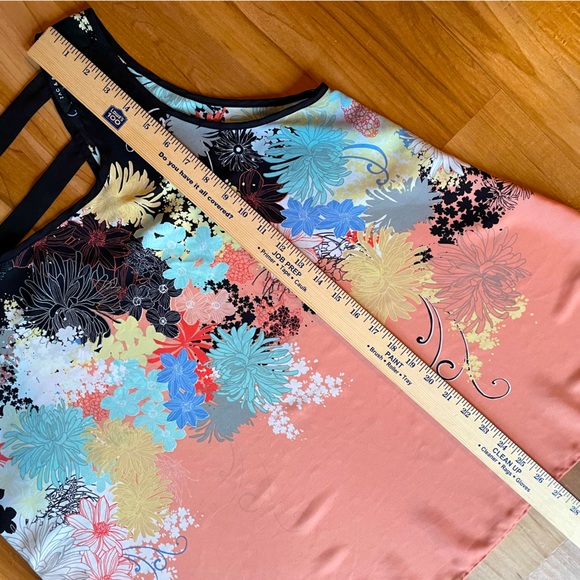Zac & Rachel Floral Sleeveless Flare Top Large - Picture 7 of 7